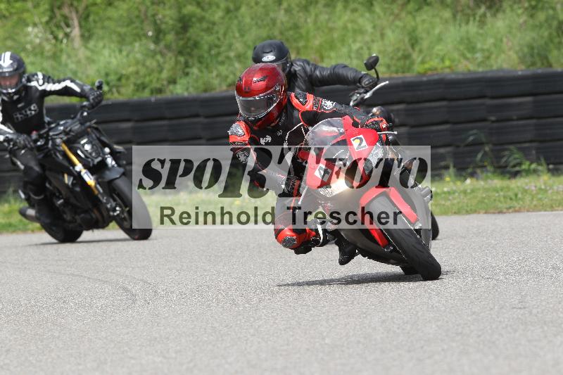 Archiv-2025/10 23.04.2025 Cornu Master School ADR/rot-rouge/42